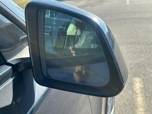 Used 2024 Tesla Model Y Long Range image 4