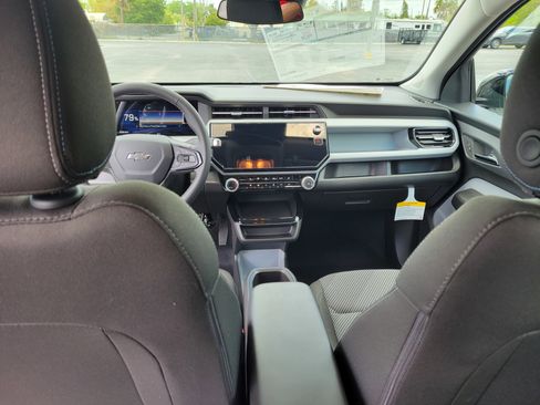 New 2027 Chevrolet Bolt LT w/ Comfort Package FWD image 11