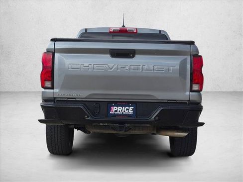 Used 2025 Chevrolet Colorado Z71 w/ Technology Package AWD/4WD image 6