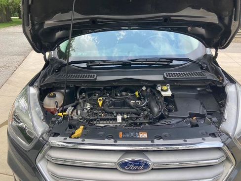 Used 2019 Ford Escape SE FWD image 35