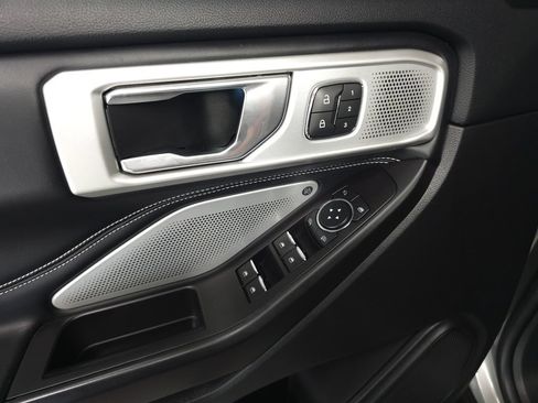 Used 2020 Ford Explorer ST w/ ST Street Pack AWD/4WD image 6