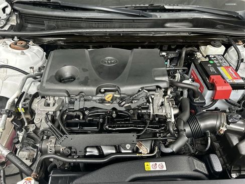 Used 2019 Toyota Camry XSE image 25
