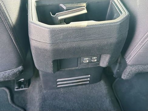 Used 2024 Toyota Tacoma TRD Off-Road image 19