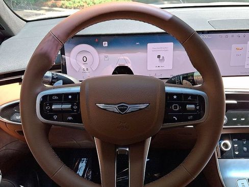 New 2026 Genesis GV70 2.5T Advanced AWD/4WD image 18