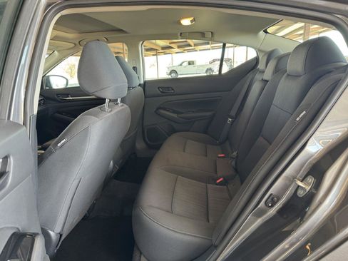 Used 2023 Nissan Altima 2.5 SV w/ SV Premium Package AWD/4WD image 29