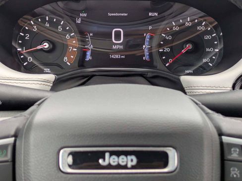 Certified 2025 Jeep Compass Limited AWD/4WD image 30