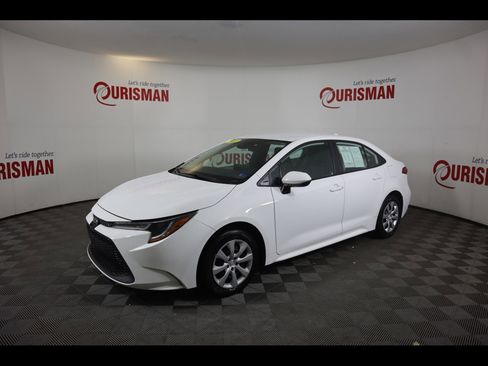 Used 2022 Toyota Corolla LE FWD image 5