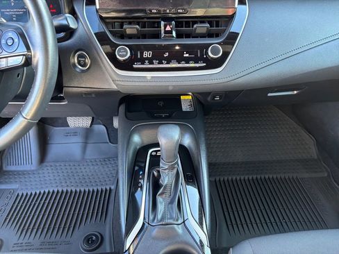 Used 2025 Toyota Corolla Hybrid Sedan image 20