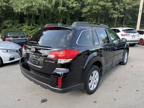 Used 2012 Subaru Outback 2.5i Limited AWD/4WD image 7