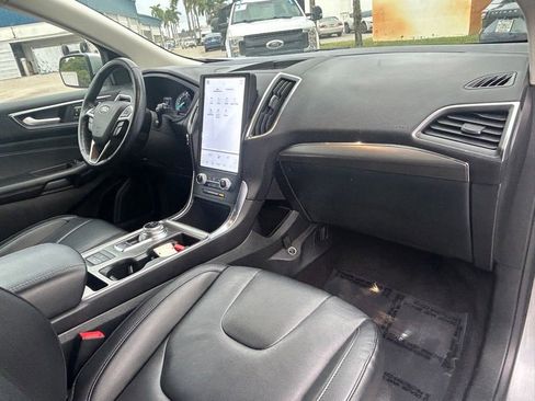 Certified 2022 Ford Edge Titanium image 26