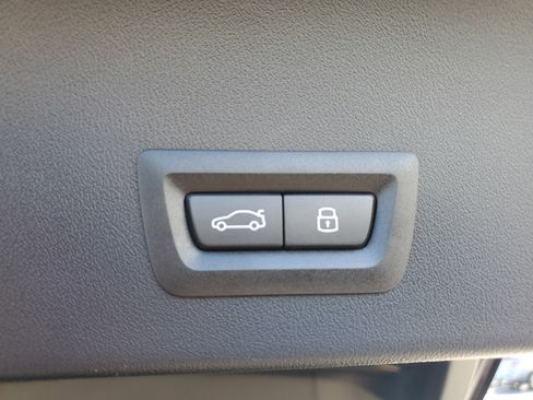 New 2026 BMW X3 xDrive30 w/ Convenience Package image 9