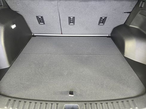 New 2026 Chevrolet Equinox LT w/ Safety and Technology Package FWD image 36