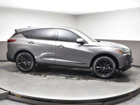 New 2026 Acura RDX SH-AWD image 4