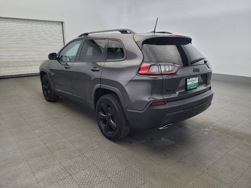 Used 2020 Jeep Cherokee Latitude Plus image 5