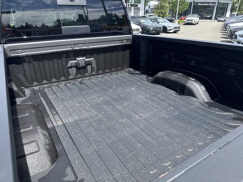 Used 2024 Chevrolet Silverado 3500 LTZ w/ LTZ Convenience Package AWD/4WD image 7
