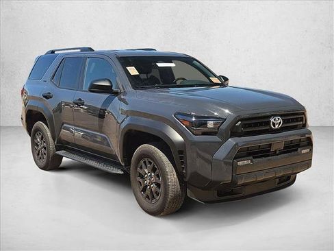 Used 2025 Toyota 4Runner SR5 AWD/4WD image 3