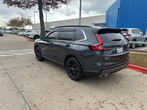 Used 2025 Honda CR-V Sport image 3