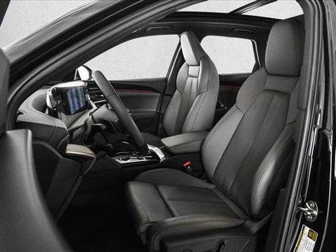 New 2025 Audi Q5 Premium Plus image 17