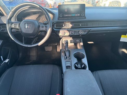 Used 2023 Honda Civic EX image 17