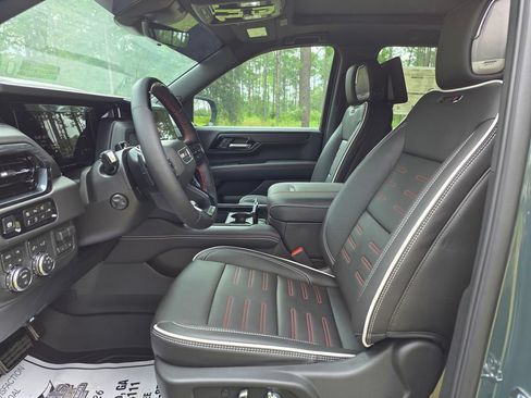 New 2026 GMC Yukon XL AT4 Ultimate AWD/4WD image 15