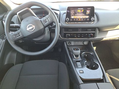 Used 2026 Nissan Rogue S FWD image 20