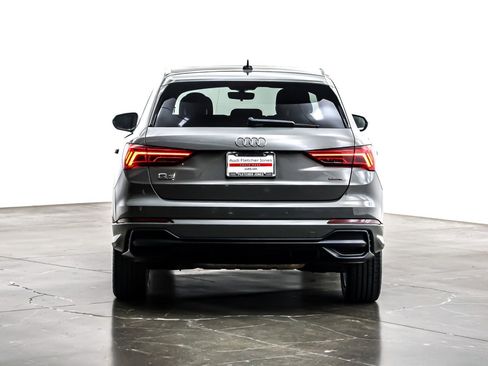 Used 2020 Audi Q3 2.0T Premium w/ Convenience Package image 4