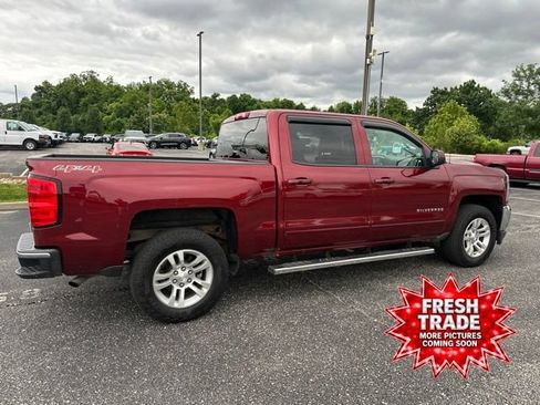 Used 2017 Chevrolet Silverado 1500 LT w/ All Star Edition AWD/4WD image 4