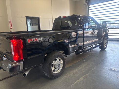 Used 2025 Ford F350 XLT w/ FX4 Off-Road Package AWD/4WD image 8