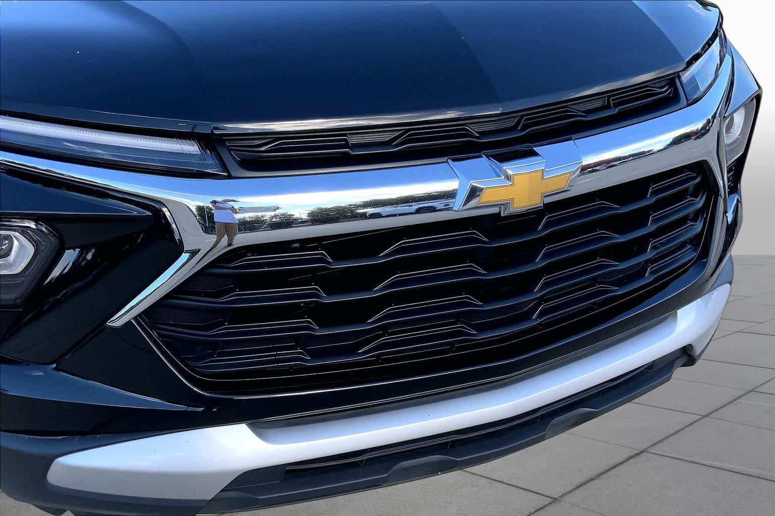 Used 2025 Chevrolet TrailBlazer LT FWD image 31