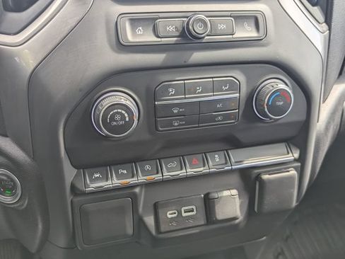 Used 2025 Chevrolet Silverado 1500 W/T w/ WT Value Package AWD/4WD image 26