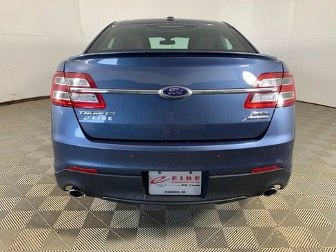 Used 2018 Ford Taurus SEL FWD image 11