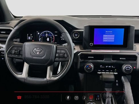 New 2026 Toyota 4Runner SR5 AWD/4WD image 21