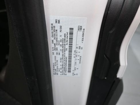 Certified 2024 Ford Transit 350 XLT RWD image 21