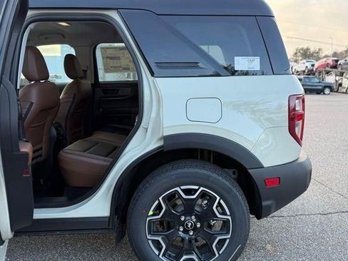 New 2025 Ford Bronco Sport Outer Banks image 27