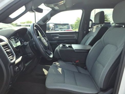 Used 2023 RAM 1500 Big Horn AWD/4WD image 24