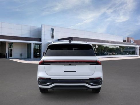 New 2026 Lincoln Nautilus Reserve AWD/4WD image 5
