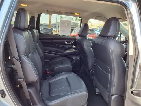 Certified 2023 Subaru Ascent Limited AWD/4WD image 21