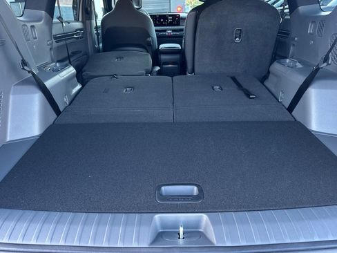 New 2026 Kia EV9 Land image 15