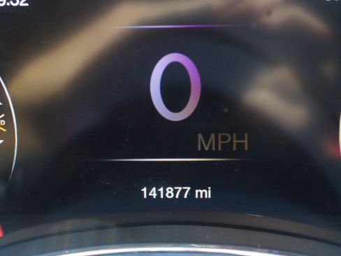 Used 2018 Jeep Grand Cherokee Limited image 4