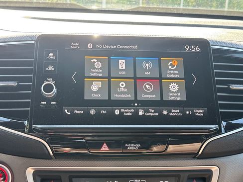 Certified 2025 Honda Ridgeline RTL image 21