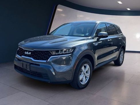 Certified 2023 Kia Sorento LX AWD/4WD image 1