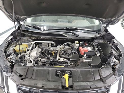 Used 2021 Nissan Rogue S image 48