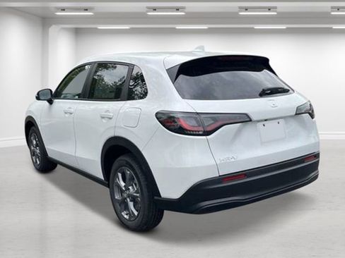 New 2026 Honda HR-V LX image 5