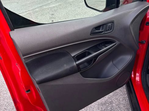 Used 2019 Ford Transit Connect XL image 22