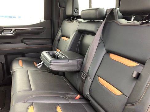 Used 2022 GMC Sierra 1500 AT4 w/ AT4 Preferred Package image 28