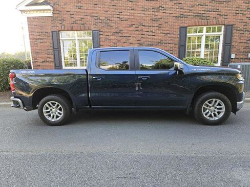 Used 2021 Chevrolet Silverado 1500 LT w/ Bed Protection Package image 6