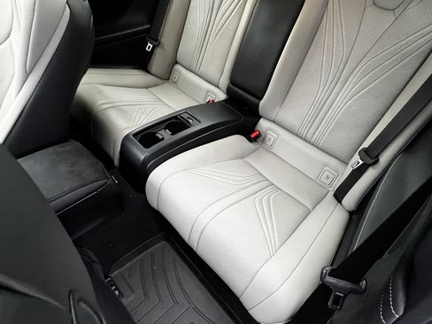 Used 2015 Lexus RC F image 31