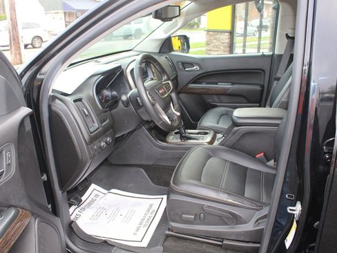 Used 2018 GMC Canyon Denali w/ LPO, Gearon Bar Package image 12