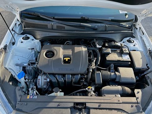 Used 2020 Kia Forte GT-Line image 28