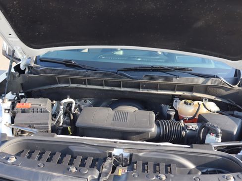 Used 2022 Chevrolet Silverado 1500 LTZ w/ LTZ Premium Package AWD/4WD image 17
